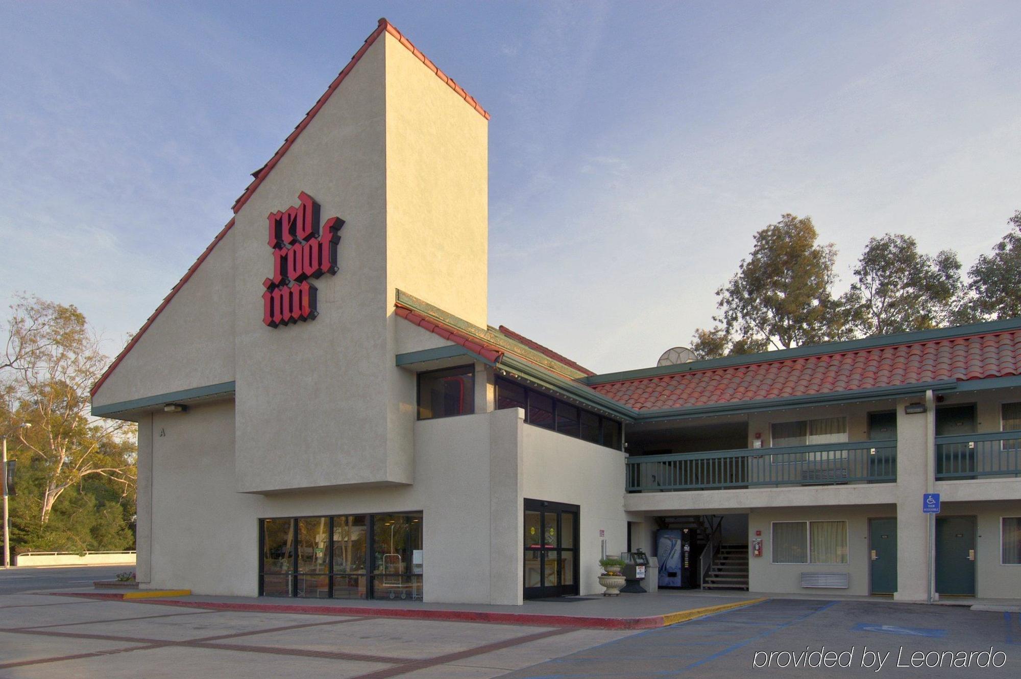 Red Roof Inn Santa Ana Extérieur photo